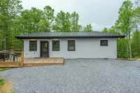 Spirit of the River, Direct River Access, Fire Pit, Fish, Swim, Grill, WiFi!
