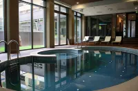 Best Western Plus Olives City Hotel - piscina