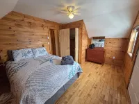 Cozy House/Cottage, minutes to National Park & Golf Course - 2-Star