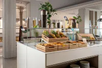 Hotel Orient & Pacific - breakfast