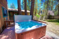 Sky Chalet 3 Bedroom Cabin by Redawning - Chalets