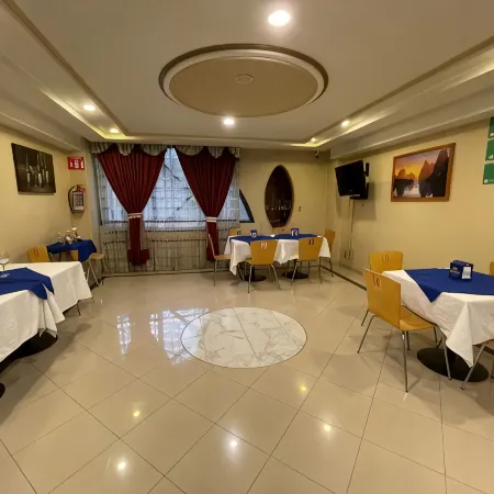 Hotel Marques Del PEÑON