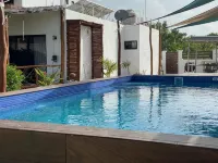 Cheerful 1 bedroom house w/ pool and much more!