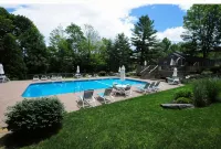 Mount Snow Townhome w/ Heated Pool! - the Rooster
