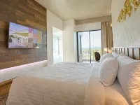 Natee The Riverfront Hotel Kanchanaburi Hotels near Sutjai