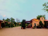 Villa Tuscany Country Resort