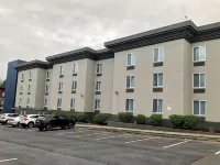 SureStay Plus Hotel by Best Western SeaTac Airport Hotels near Seattle-Tacoma International Airport