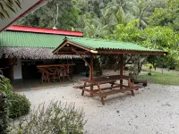 莫雷瓦亞雷旅館