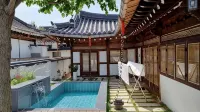 Jeonju Dalbithyang Pension - ที่มีสระว่ายน้ำ