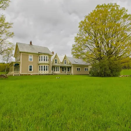 Great Ski or Summer Rental - 5 miles to Okemo/Ludlow, 25 Gorgeous Acres