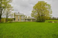 Great Ski or Summer Rental - 5 miles to Okemo/Ludlow, 25 Gorgeous Acres - 3-Star