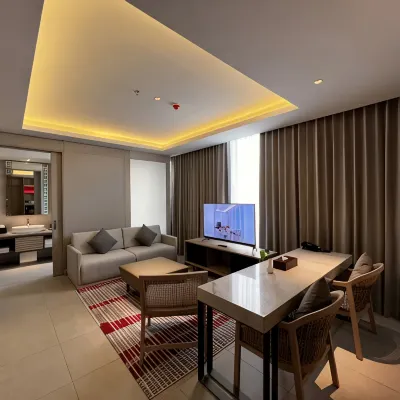 Ra Suites Simatupang Hotels near Cilandak Town Square