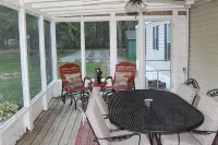 Oconto River Retreat - Wifi