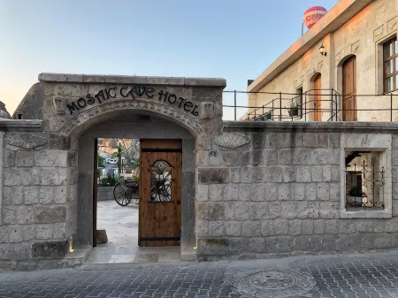 Mosaic Cave Hotel