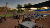 Halls Creek Motel - Quầy Bar