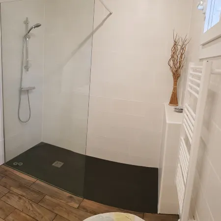 Maison d'Hérré ⭐⭐⭐Independent accommodation in main residence with swimming pool