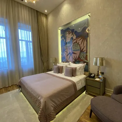 Apartment hotel By Mirror Hotels โรงแรมใกล้เมเดนทาวเวอร์