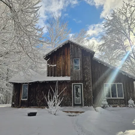 Riverview Ridge - Half Mile from Trails w/ Trailer Parking