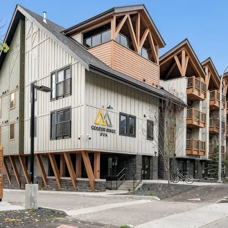 NEW Canmore Condo | 3BR, Hot Tub, Near Banff National Park, Mountain Views