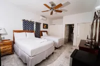 Villa Near Falmouth Jamaica799/Night up to 15 Guest. Hotels in 