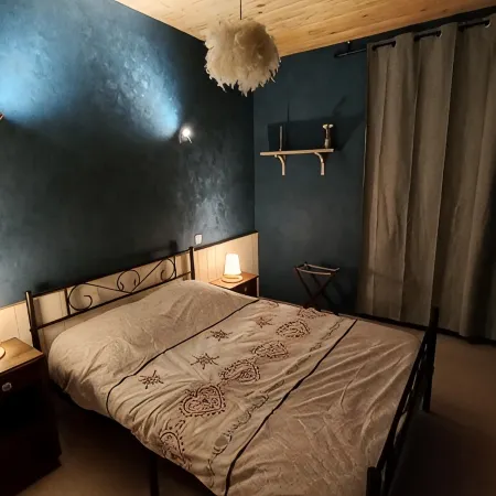 Cosy apartment in the heart of a lively village classified as a "petite cité de caractère