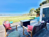 Beachfront - Sauna - Screened Patio - 2 King Beds - Dogs Encouraged! - 4 tähden