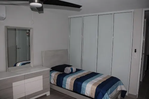 Spacious Family Friendly 4BR Home Near Beach - 2-Star