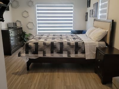 Modern Suite Near Hamilton Airport