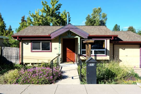 Mt Shasta's Stargazer Cabin