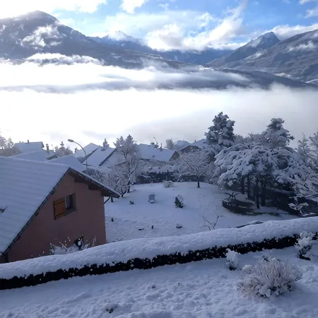 Spacious apartment with magnificent view and terrace, on the 1st floor of a villa.