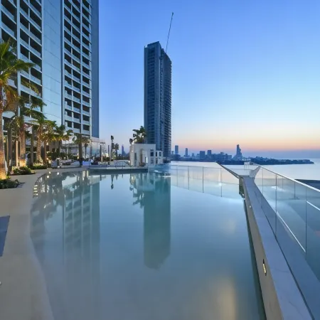 Onyx Arjaan by Rotana