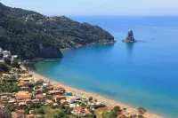 Beachfront 2-Bed Luxury Suite - Agios Gordios, Corfu, Greece