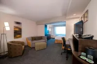 Courtyard Columbus