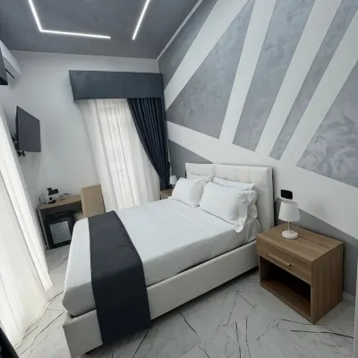 Hotiday Room Collection - Napoli Sant'Arcangelo โรงแรมใกล้โรงละคร Teatro Bellini