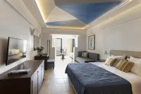 Louis Apostolata Island Resort - balcony