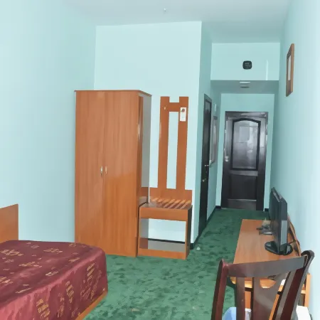 Hayat Inn Hotel
