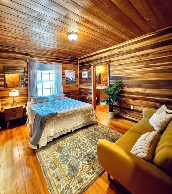 Spacious Southern Coastal Oasis on Wide Open Land—kayaks, Bikes, Corn Hole, BBQ!