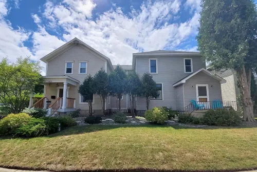 Large Downtown Manistee Historic Home Near Lake Michigan - 3-Star
