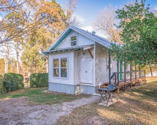 Knox Lakeside Cottage, 1 bedroom plus loft on Lake O' the Pines Hôtels à : Comte d'Upshur