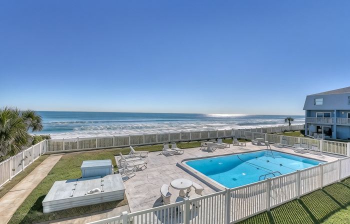 Beachfront Condo!  Direct Ocean Views!