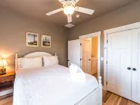 Close To Folly Beach & Charleston, Charming, Quiet, Comfortable Hotels near Walmart Supercenter