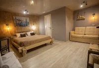 Piter Hotel - Homestay