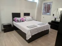 Luxurious central-located comfy apartment - キッチン