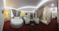 Akva-Lajf Hotel - Pools