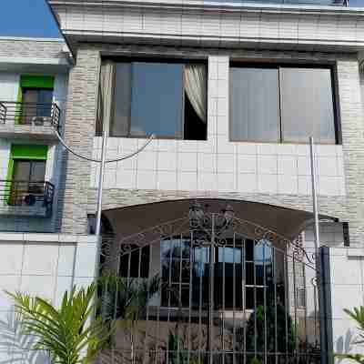 Hotel Samaki Plage Hotel Exterior