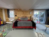 Waterfront!!! Gentle sloping beach highlights this updated waterfront home! - 4つ星