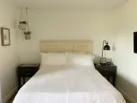 Sports Village Condo Newly Remodeled 1 Bed 1 Bath - Boutique