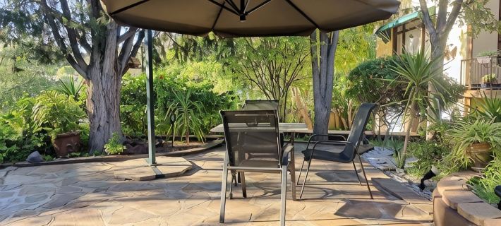 Maison Ambre Guesthouse Отели в г. Виндхук