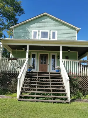 The Green Cabin-on-The Bourbon Trail-    High Proof since 2018! Recent Upgrades. - 4-Star