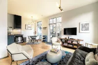 Sleek Baca Railyard Gem by Cafecito w/ Patio, Laundry, Full Kitchen - Condos